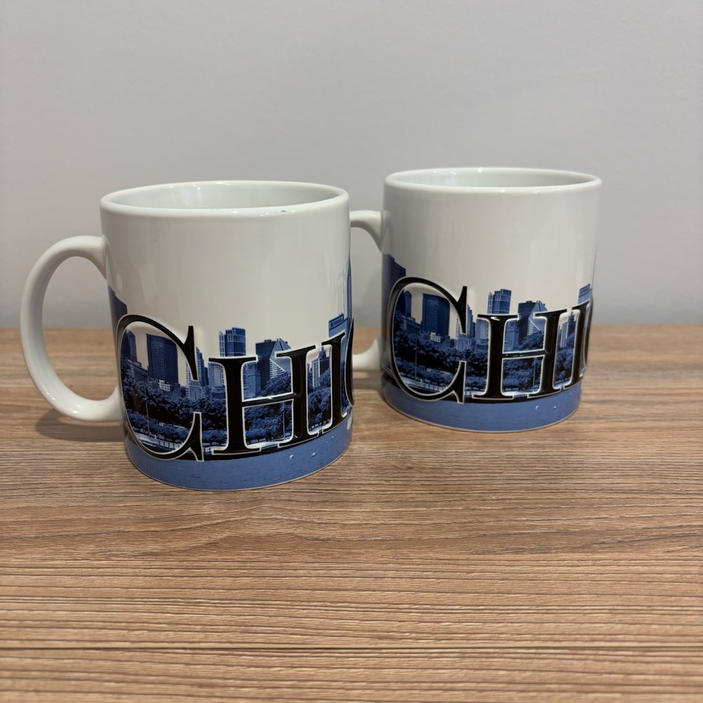 Americaware Chicago coffee mugs 2017 daytime skyline